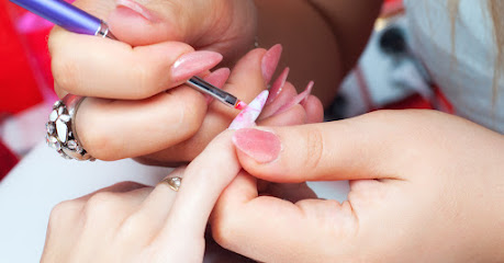 Cursos de uñas Alicante - Opiniones y Contacto