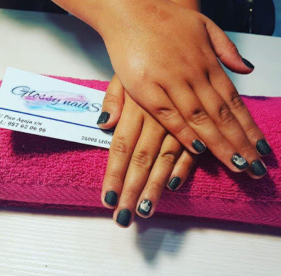 Glossy Nails Beauty Center - Opiniones y Contacto