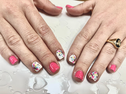 Salón Mima, manicura, pedicura y estetica - Opiniones y Contacto