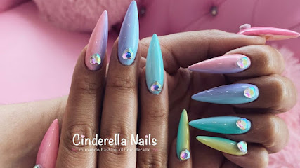 Cinderella Nails Riazor - Opiniones y Contacto