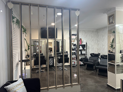 Salón de Belleza Davinia&apos;s - Opiniones y Contacto