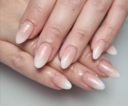 Salón de Uñas Estética Deluxe - Opiniones y Contacto