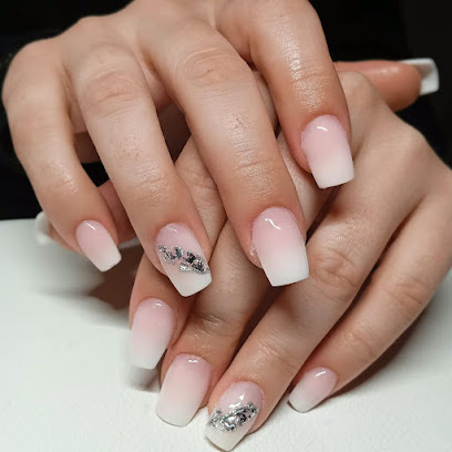 ARI NAILS MANICURAS Y PEDICURAS NAVARRA - Opiniones y Contacto