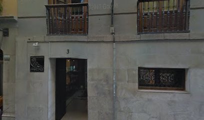 Peluquería Parcas Granada - Opiniones y Contacto