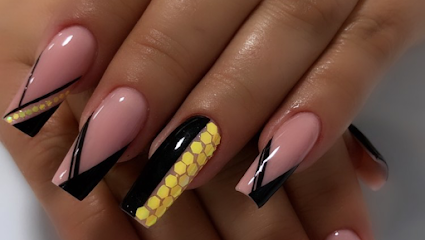 Lovely Nails - Opiniones y Contacto