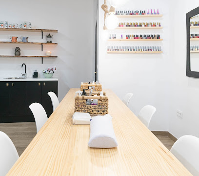 Salón de Uñas en Córdoba | La Gloria Nails - Opiniones y Contacto